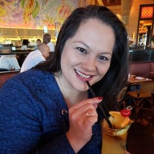 Meet your Posher, Maricel
